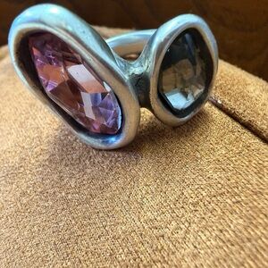 UNO de 50 Silver Ring with Pink and Black Stones